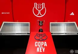 赛地聚焦:国王杯窗口期热度飙升;拜仁慕尼黑再遭质疑;底气十足;轮换策略成焦点 赛地聚焦:国王杯窗口期热度飙升;拜仁慕尼黑再遭质疑;底气十足;轮换策略成焦点